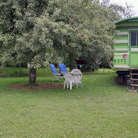 Roulotte Verte Pouilly-sur-Vingeanne Екстер'єр фото